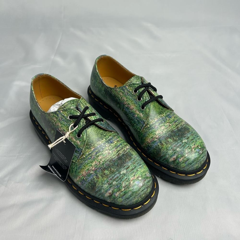 Dr Martens The National Gallery Monet Loafers Women’s size 8